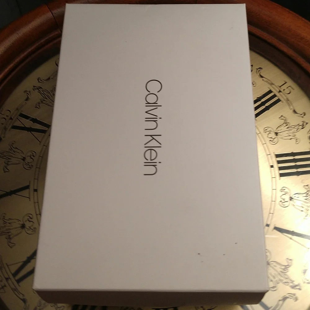 Calvin Klein shoes - Picture 11 of 12